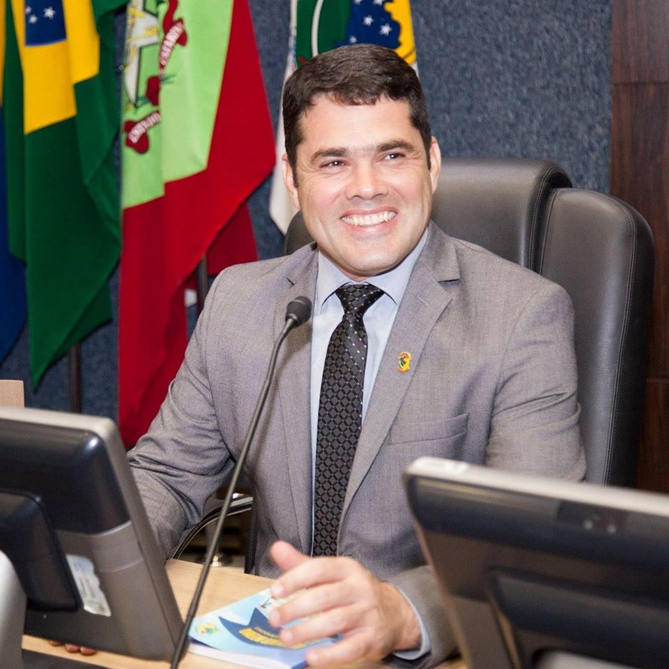 vereador robison coelho